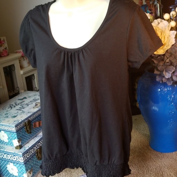 Lei short sleeve top - Picture 2 of 3